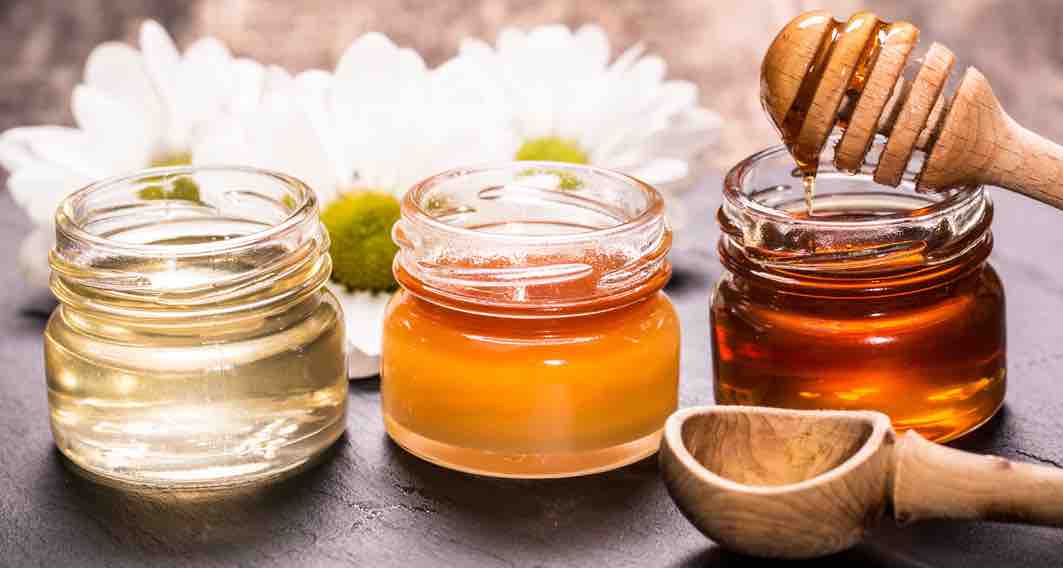 Le proprieta’ benefiche del Miele, nettare millenario
