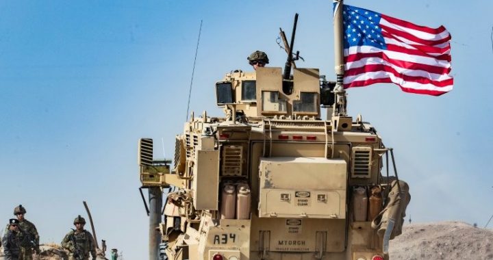 Esercito americano invia rinforzi a basi petrolifere in Siria