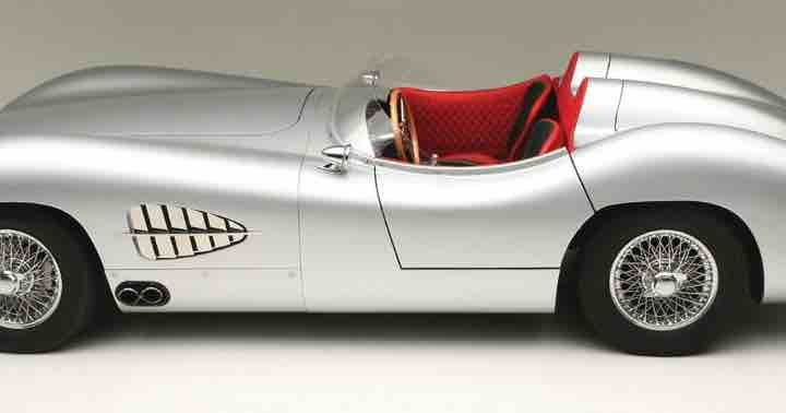 Aston martin DBR2 del 1957 ottiene un remake futuristico
