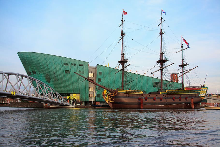 Amsterdam costruirà un museo intorno ad una nave