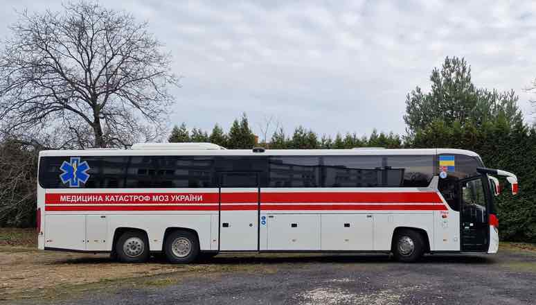 NATO facilita consegna autobus ambulanza da Norvegia a Ucraina