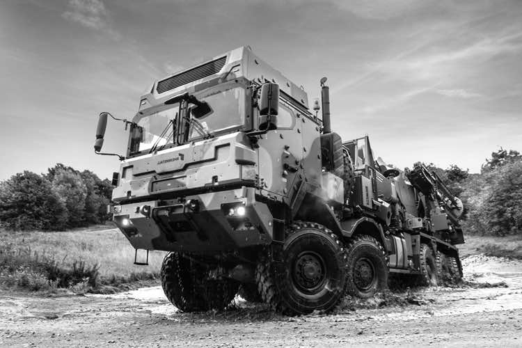 Ucraina, Il governo tedesco invia 26 camion militari